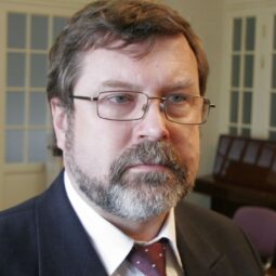 9-2 Jüri Lember