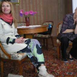 Eva Klemets ja Anne Türnpu, kes lavastasid suvel Anija mõisas lugu sellest, kuidas Anija mehed Tallinnas käisid, võtsid Vildelt vaid prototüübid.
