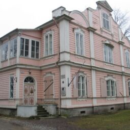 Ed. Vilde muuseum ehk kastellaanimaja.