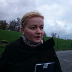 Koljunuki tarmukas perenaine, sada­makapteni abi Marianne Vainola.
