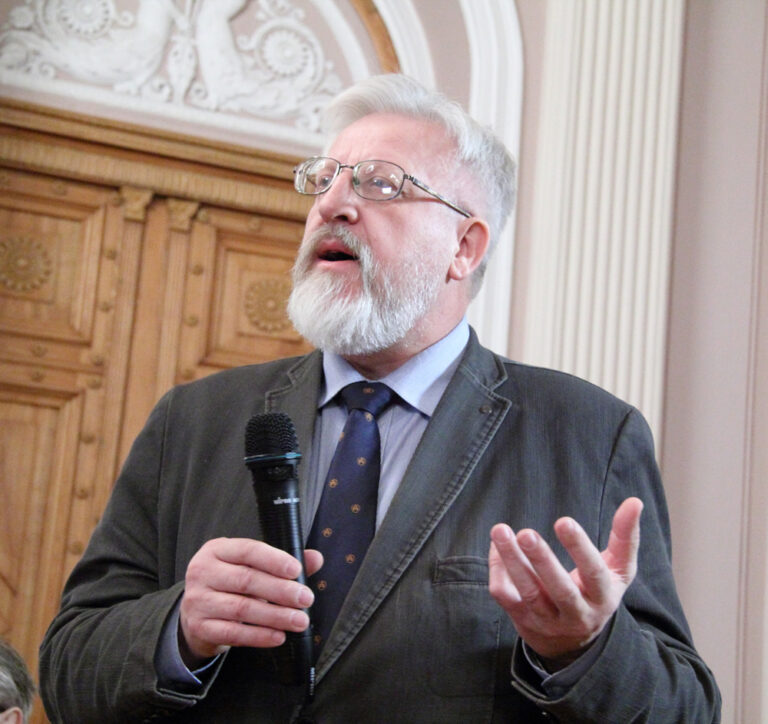 Tarmo Soomere: „Sisemise muutlikkuse olemasolu – nimetagem seda akadeemiliseks vabaduseks – on orgaaniline osa meie tulevikupildist. Kasvatusteaduslikus kontekstis: kui läheme üle ühte kindlat tüüpi õppele, võime seista silmitsi riskiga, et see ei sobi kümne aasta pärast üldse.” Foto: Raivo Juurak