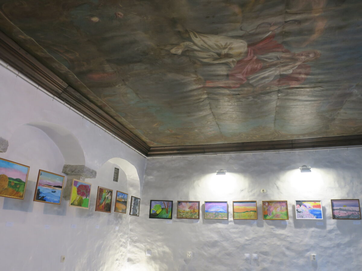 Tallinna vanalinnas näeb Südalinna kooli õpilaste õlimaale