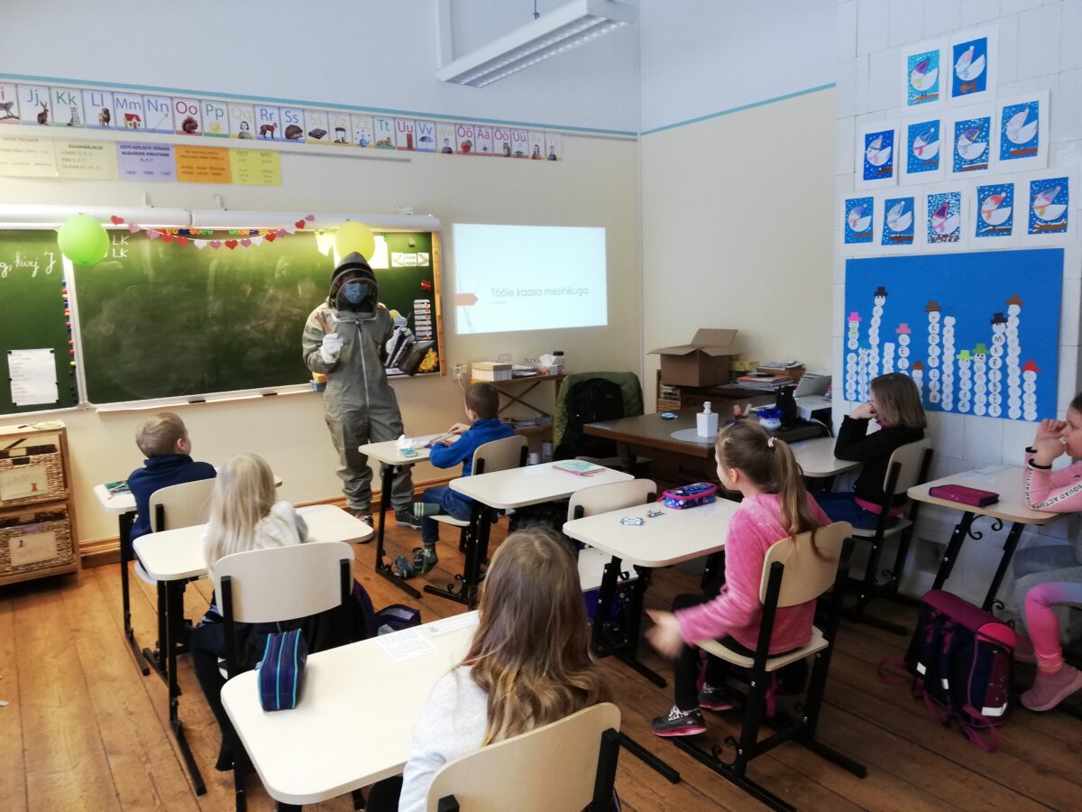 Algatus „Tööle kaasa“ uues kuues Mooste mõisakoolis