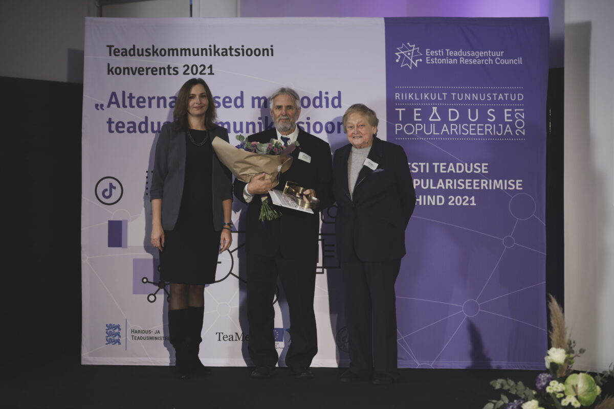 Eesti teaduse populariseerimise elutööpreemia pälvis astronoom Tõnu Viik