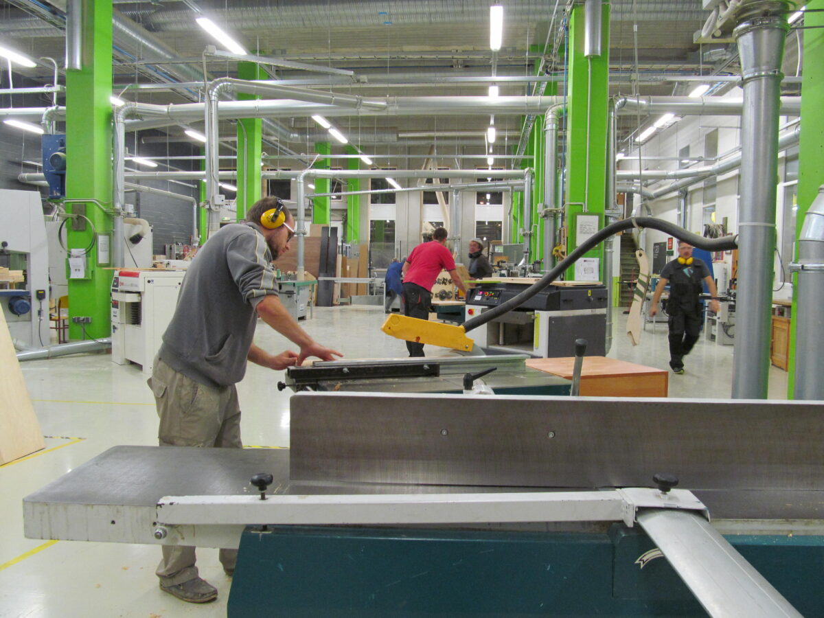 Kutsekoolid suudaksid rohkem täiendkoolitust pakkuda, kui … 