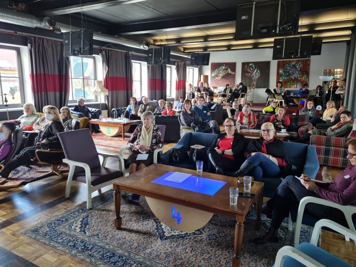 Tööst vähese haridusega täiskasvanutega