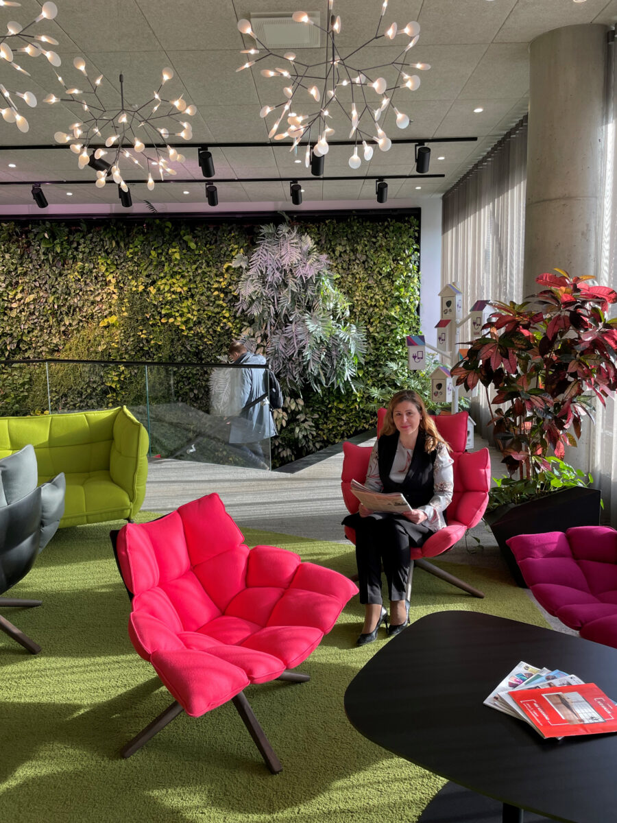 KAHEKÕNE (ruudus) ⟩ Me ei sattunudki paralleeluniversumisse 