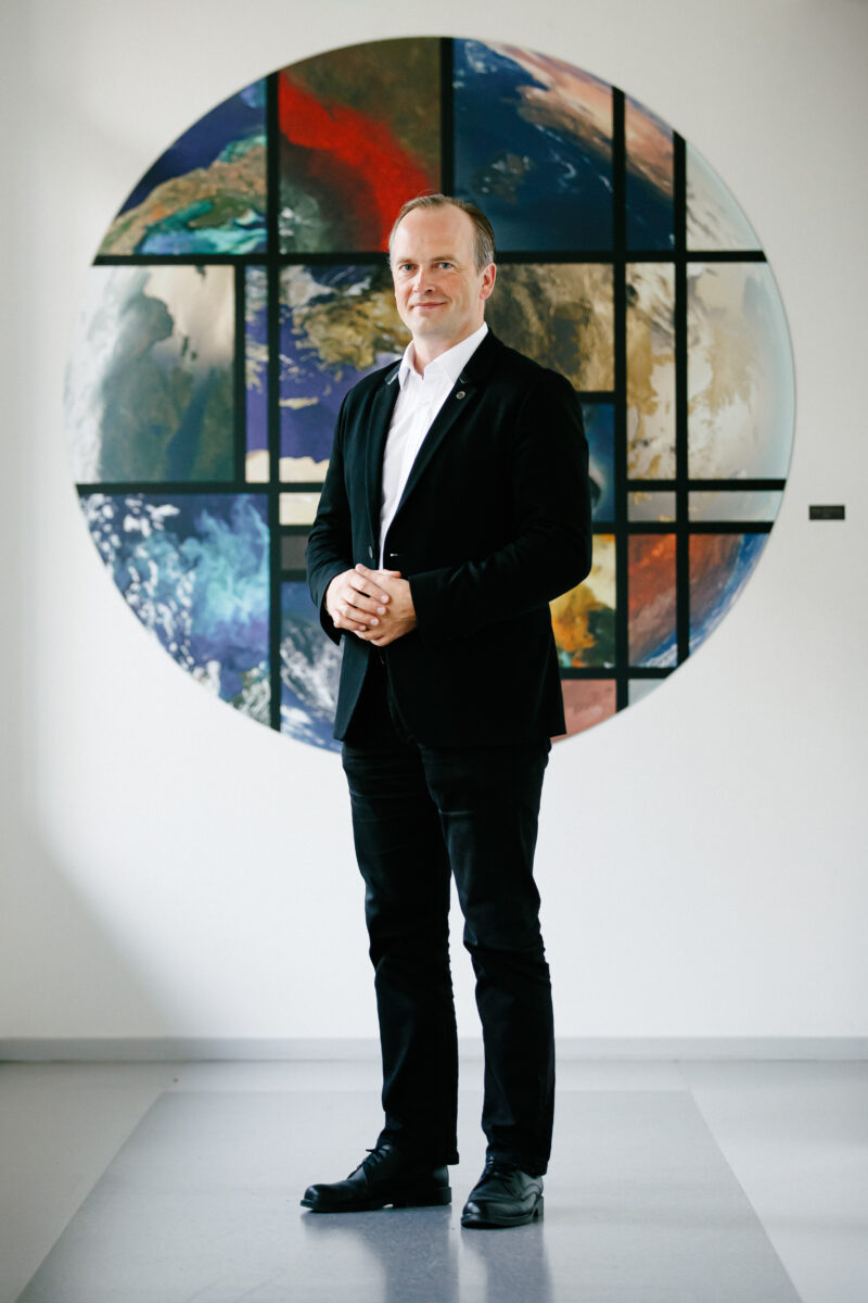 Teadlased on eriüksus nagu politsei ja kaitsevägi