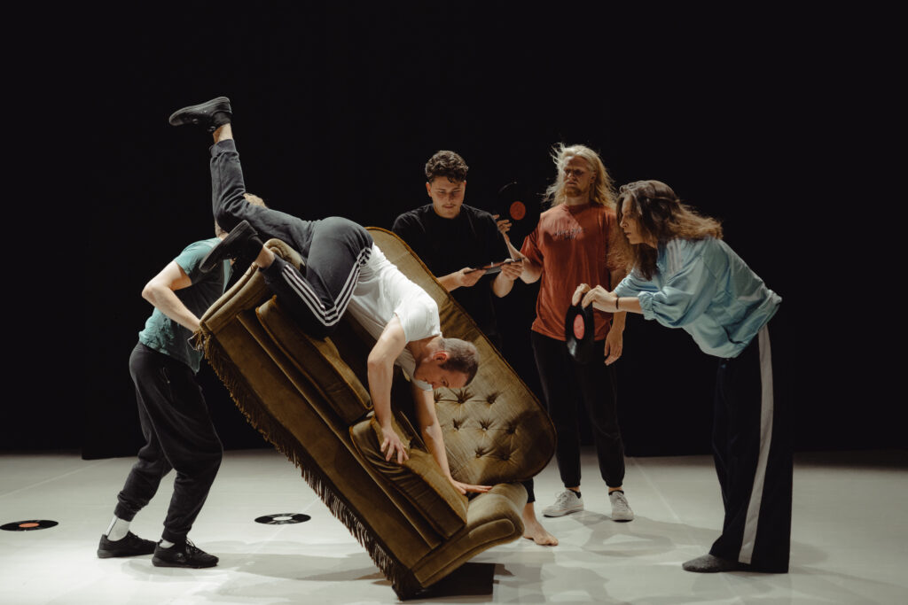 Mida mängitakse Tartu Uues Teatris sel sügisel? 