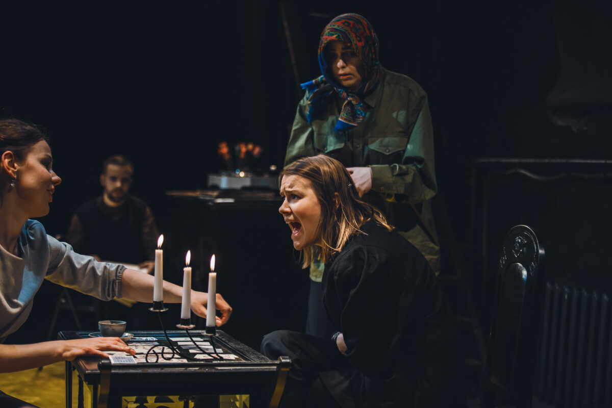 Musta Kasti üheksavägine sügis 