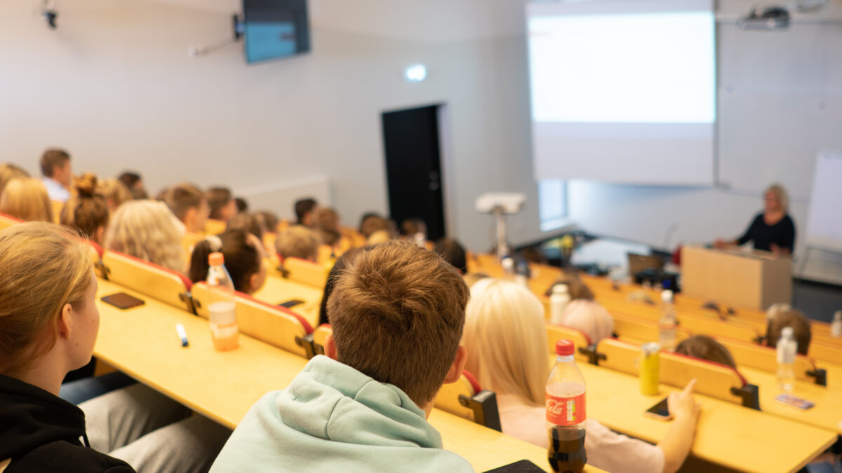 Gümnasistid saavad tunda tudengielu