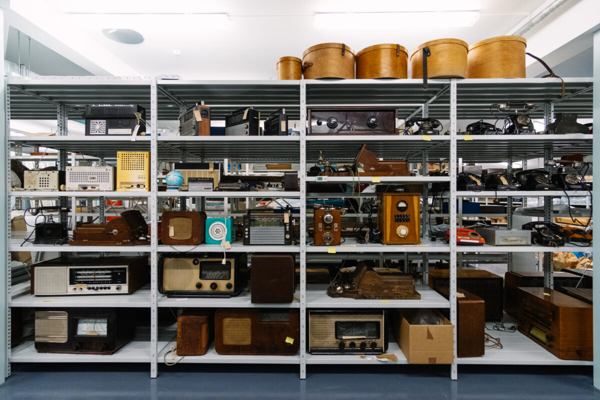 Muuseumid kutsuvad piiluma näituste telgitagustesse 