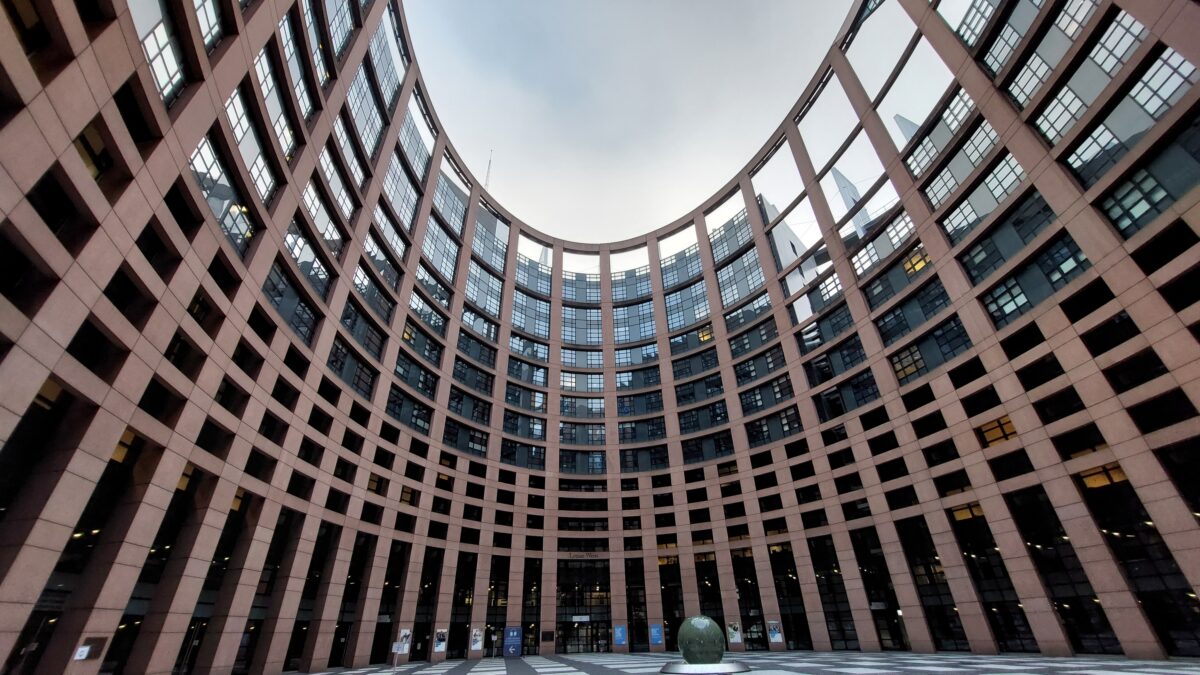 KOGEMUS. Õpilaste välisreis tipp-poliitika koridoridesse