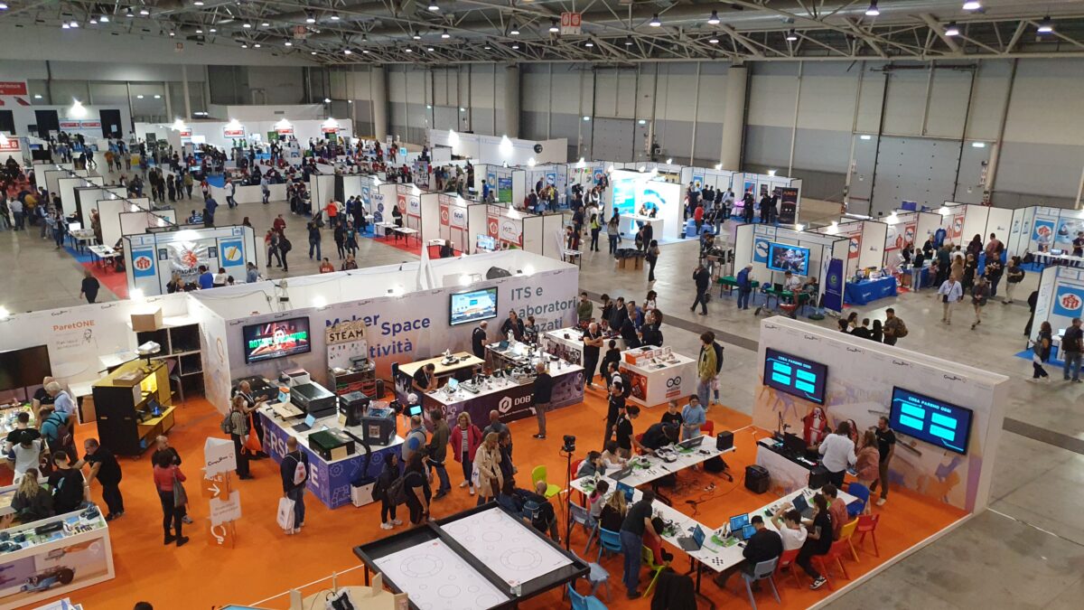 Peetri Lasteaia-Põhikooli õpilane Maker Faire Rome’i messil