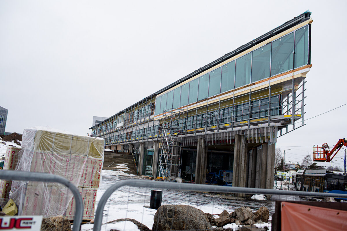 Saja gümnaasiumini on kümmekond aastat minna