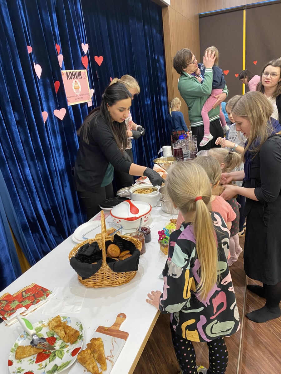 Heategevuslik sõbrapäeva laat Naerumaal