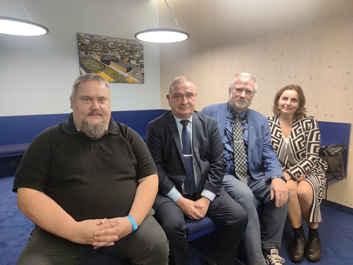 Üks kõigi, kõik ühe eest ehk Füüsikast saarlaste pilguga