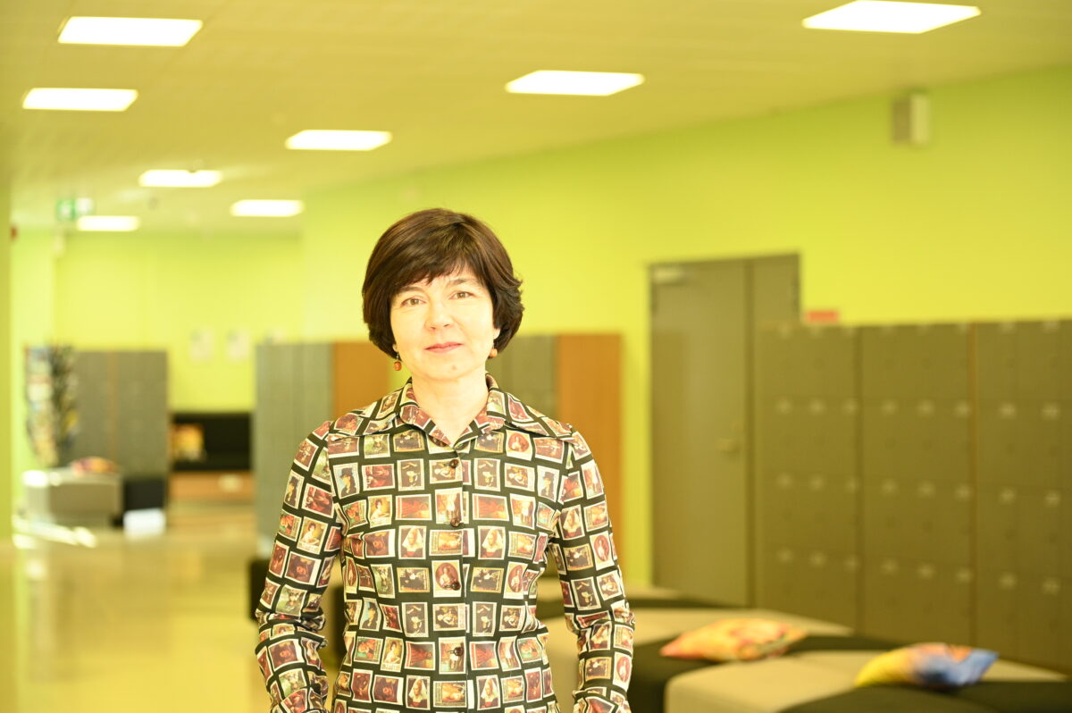 Me peame laskma koolijuhtidel keskenduda inimeste juhtimisele