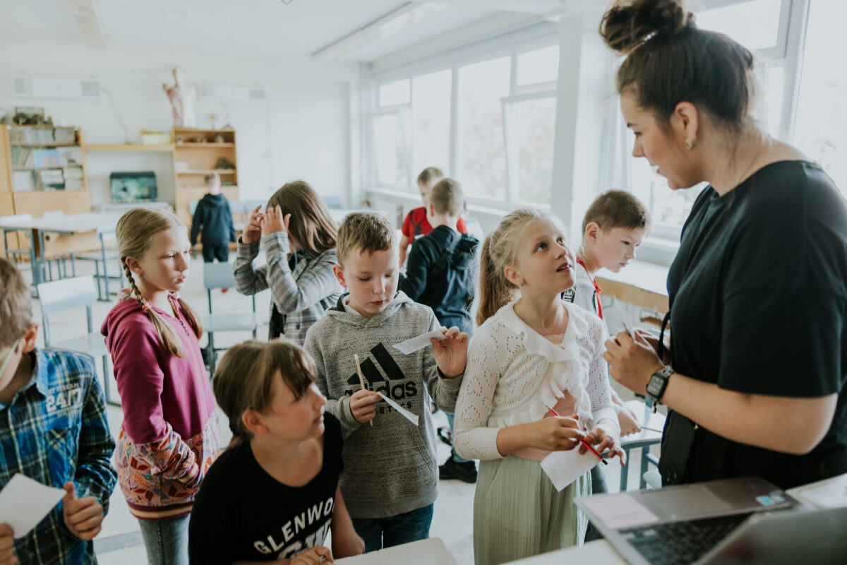 „Noored kooli“ vilistlased – kas jäävad kooli või lahkuvad?