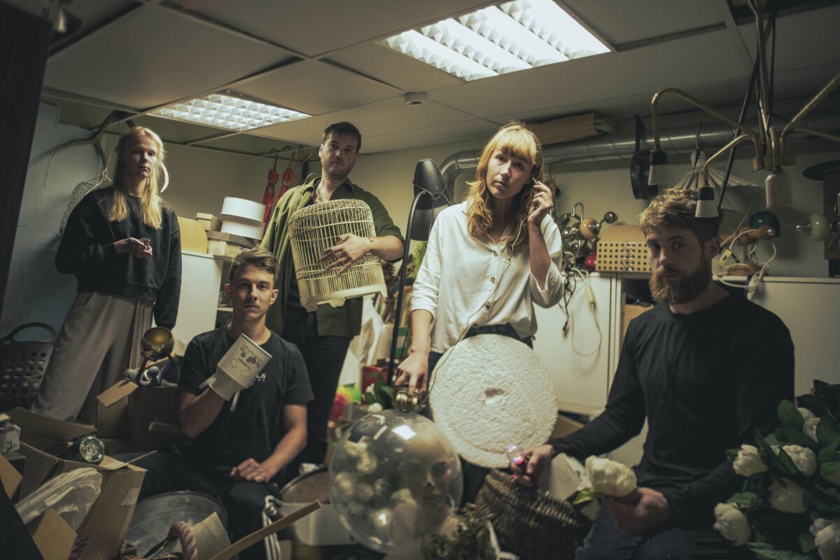 Tartu Uue Teatri 17. hooaeg – raskesti tabatavate tunnete sõnastamine ja testosteroon läänenabal