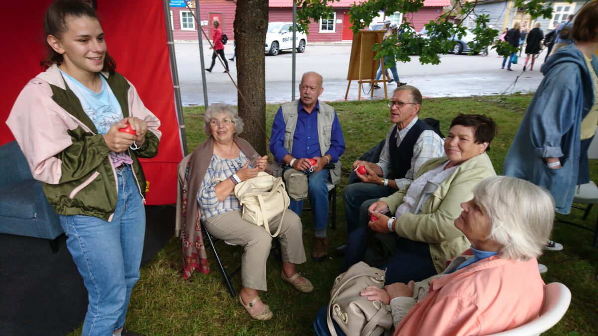 Algatame vanaemade-vanaisade liikumise!