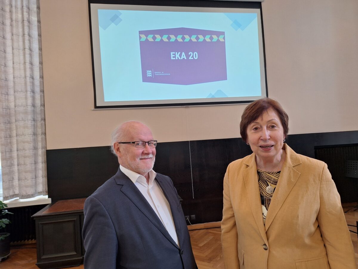 Eesti keelevaldkonna mäed ja karid