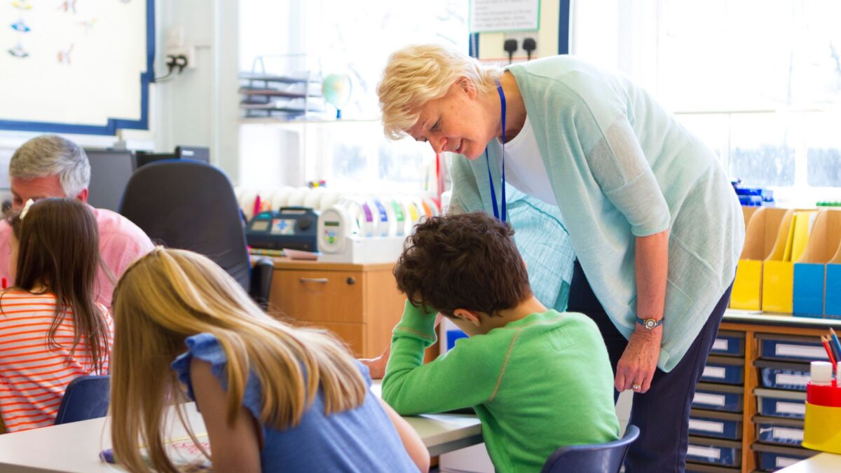 Ida-Virumaal saab palgatoetust 1515 haridustöötajat