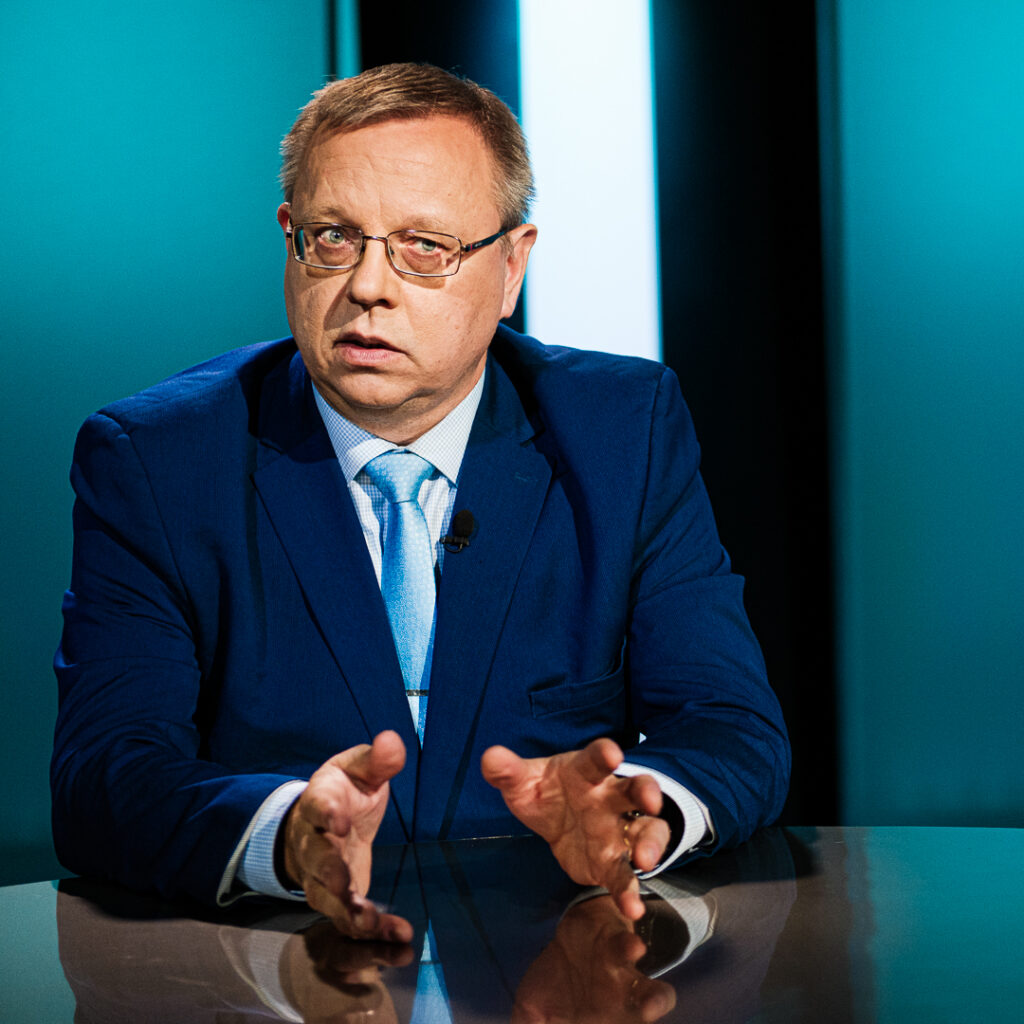 Kas kõrgharidus peaks midagi ka majandusse tagasi andma?