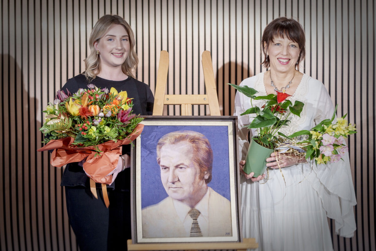 Heino Kaljuste nimelised stipendiumid pälvisid Ingrid Kõrvits ja Ingrid Orumaa