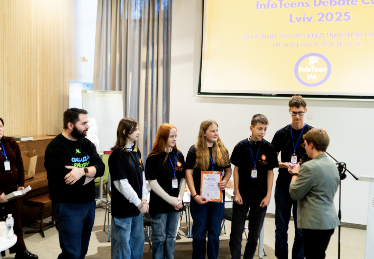 Ukraina noored õpivad varjendites end kaitsma nii pommi- kui inforünnakute eest