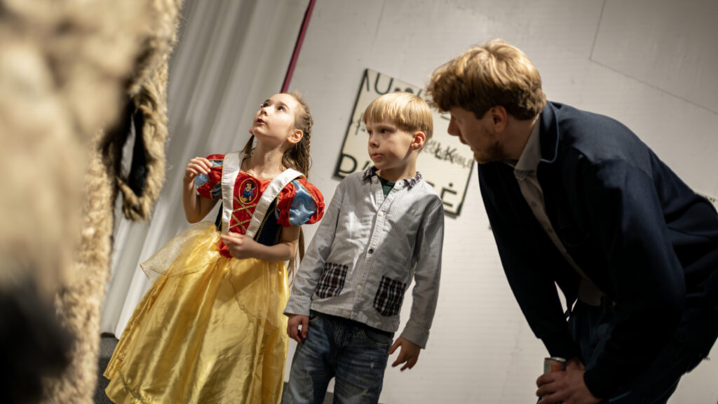 N&auml;itus, kus t&auml;iskasvanuks saamisest saab kunst