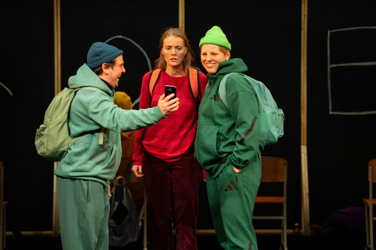 Peeglivaba pühapäev ja hingepeeglisse vaatav teatripäev