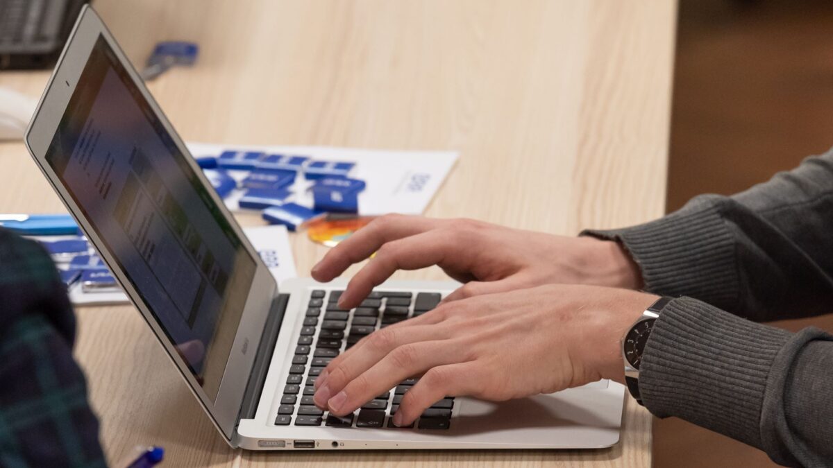 Vikerraadio e-ette&uuml;tlus toimub p&auml;ev&nbsp;enne emakeelep&auml;eva