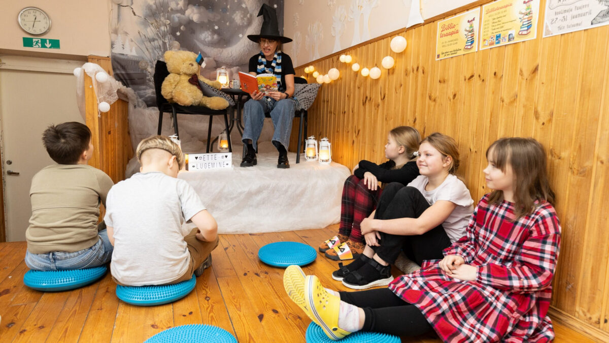 Kui s&otilde;nad ei kanna, siis&nbsp;kannavad lood