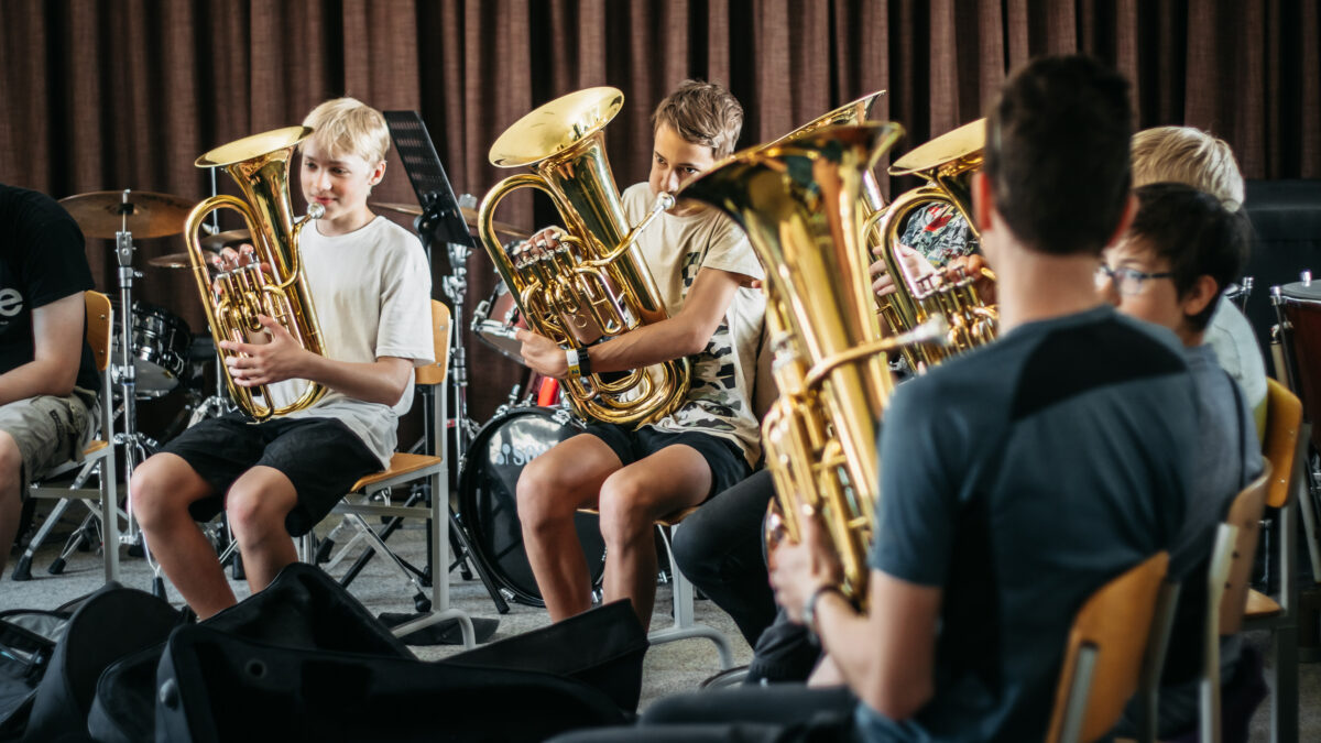 Formaal- ja mitteformaal&otilde;ppe l&otilde;iming: kohustus v&otilde;i kasutamata v&otilde;imalus?