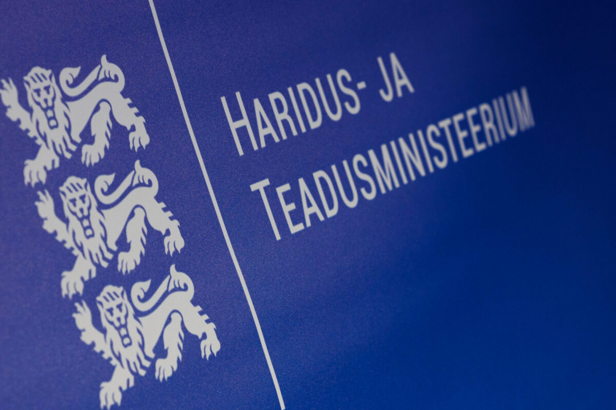 Abiõpetajad peavad augustiks oma keeleoskuse nõutud tasemele viima