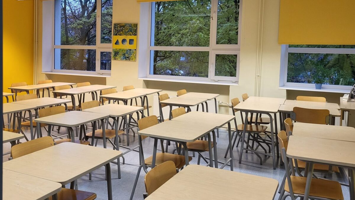 EHL täpsustab: hoiatusstreigis võivad osaleda kõik haridusasutuste töötajad